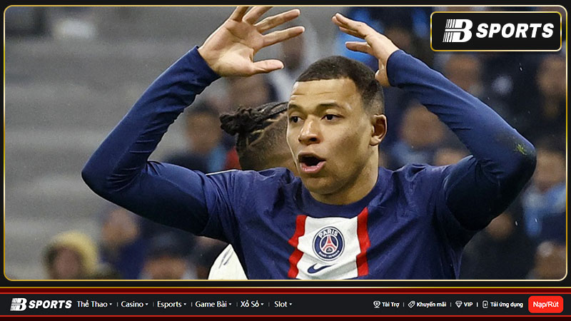 Dù PSG ưu tiên gia hạn Mbappe nhưng không thể thuyết phục được Mbappe Dù PSG ưu tiên gia hạn Mbappe nhưng không thể thuyết phục được Mbappe