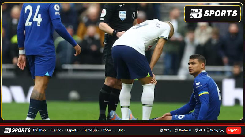 Chelsea được cho là đang lo lắng rằng trung vệ lão tướng Thiago Silva sẽ không đủ sức khỏe để ra sân cho trận đấu với Borussia Dortmund. Chelsea được cho là đang lo lắng rằng trung vệ lão tướng Thiago Silva sẽ không đủ sức khỏe để ra sân cho trận đấu với Borussia Dortmund.