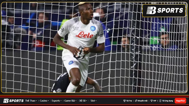 Cỗ máy ghi bàn của Napoli, Victor Osimhen cũng được cho là mục tiêu của Man United Cỗ máy ghi bàn của Napoli, Victor Osimhen cũng được cho là mục tiêu của Man United