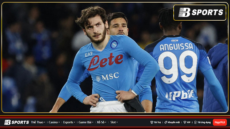 Napoli thua tại sân nhà 0-1 sảy chân tại Serie A Napoli thua tại sân nhà 0-1 sảy chân tại Serie A
