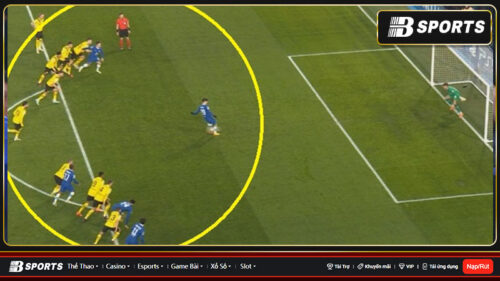 VAR--giup-Chelsea-vao-tu-ket