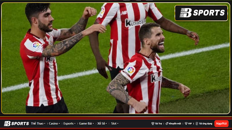 Atletico Madrid được cho là đang cạnh tranh với Barcelona để giành chữ ký của trung vệ Inigo Martinez từ Athletic Bilbao vào cuối mùa giải. Atletico Madrid được cho là đang cạnh tranh với Barcelona để giành chữ ký của trung vệ Inigo Martinez từ Athletic Bilbao vào cuối mùa giải.