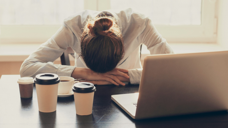 Stress vì công việc dồn dập và cuộc sống nhàm chán Stress vì công việc dồn dập và cuộc sống nhàm chán